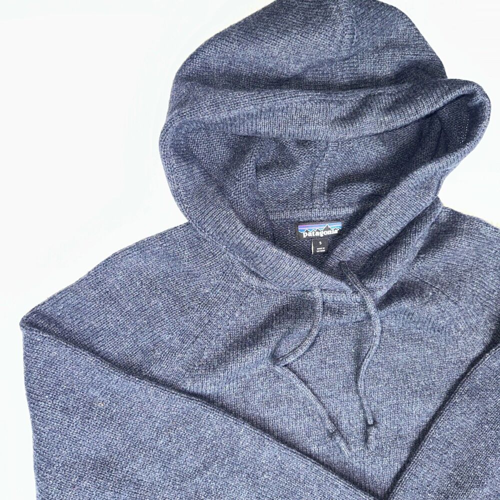 Patagonia Recycled Wool Blend Hooded Sweater Women’s Size Small blue